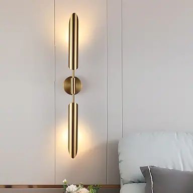 Dual Beam Wall Light