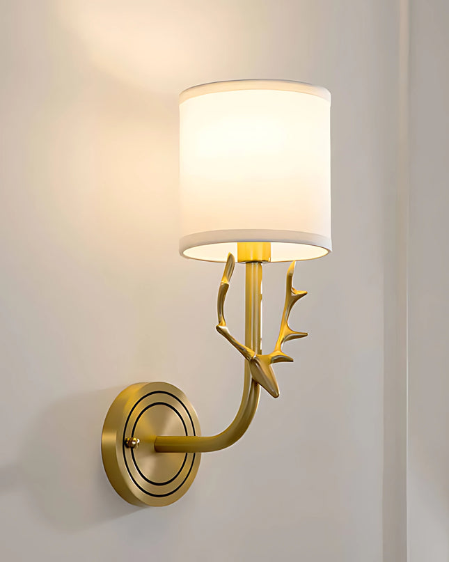 Deerhorn Wall Light