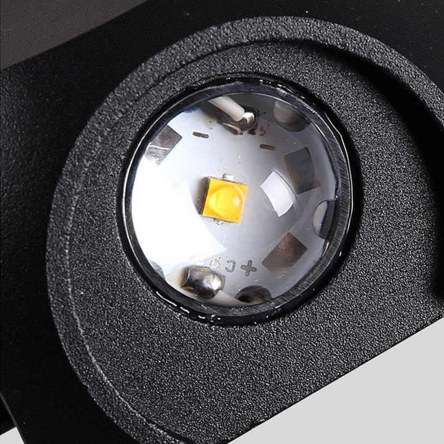 4 Way Outdoor Wall Light