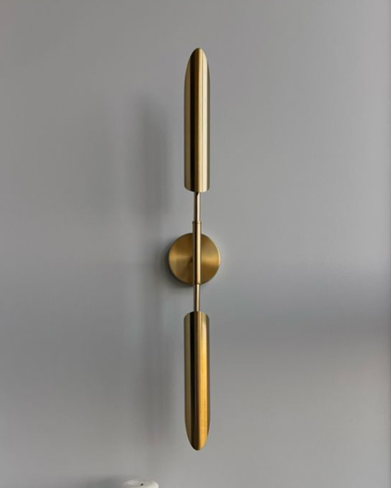 Dual Beam Wall Light