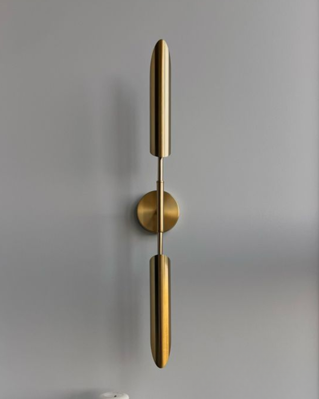 Dual Beam Wall Light