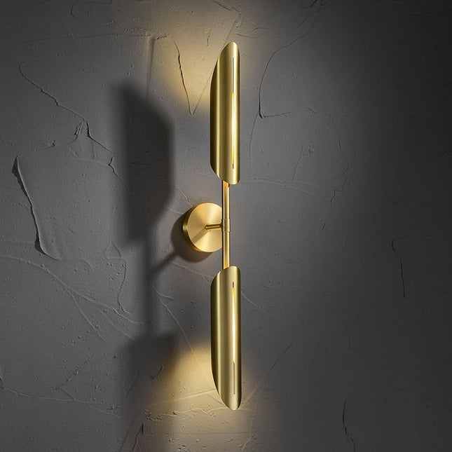 Dual Beam Wall Light