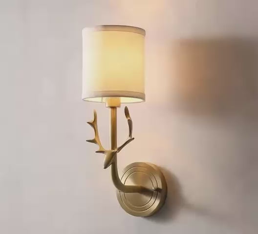 Deerhorn Wall Light